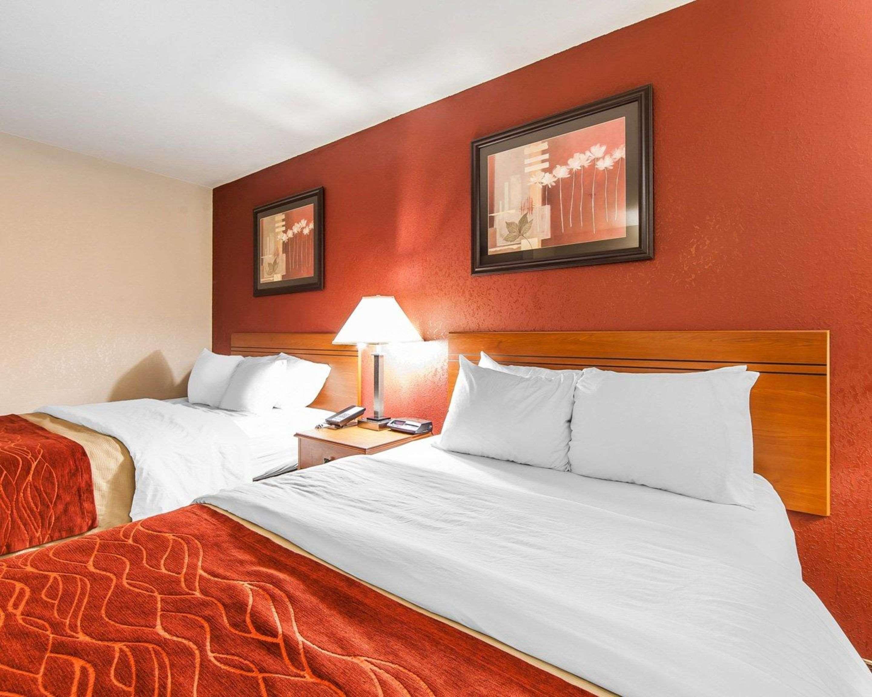 Quality Inn Seaman Dış mekan fotoğraf