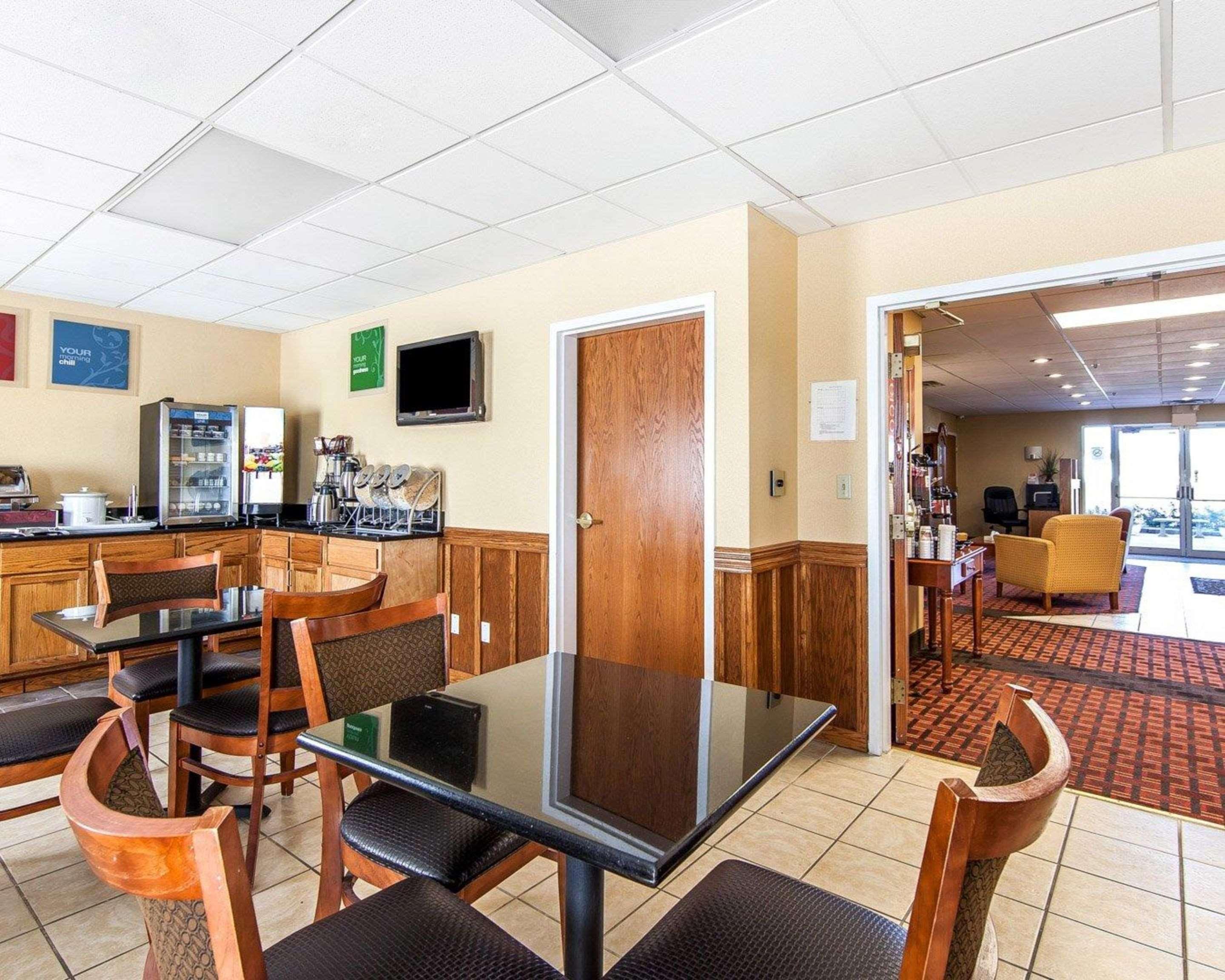 Quality Inn Seaman Dış mekan fotoğraf