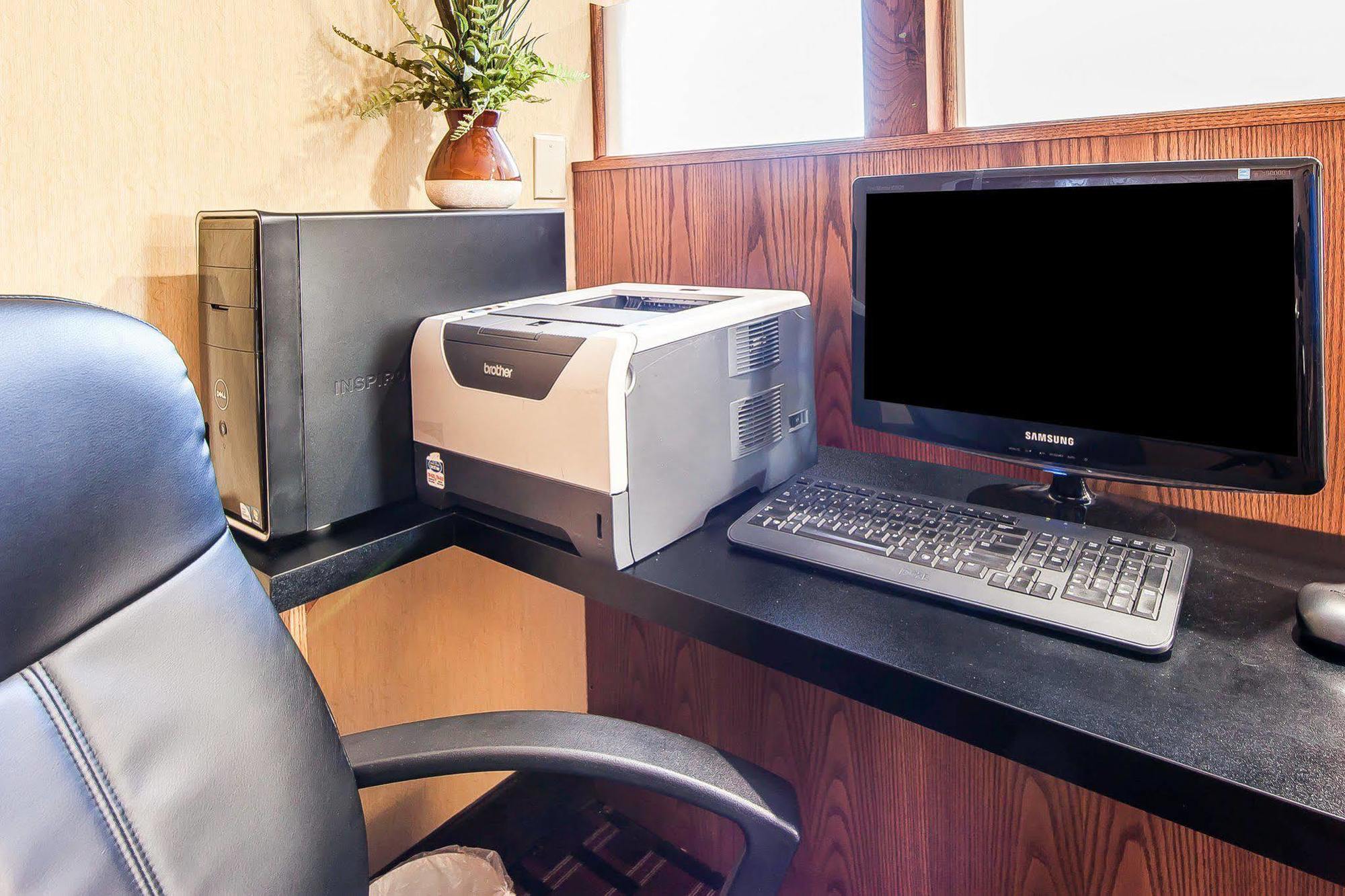 Quality Inn Seaman Dış mekan fotoğraf